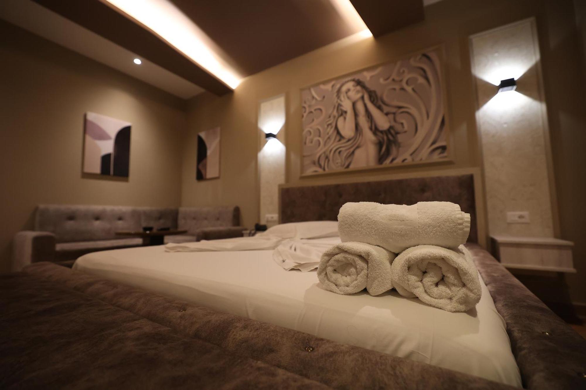 Hotel Elvis Mjull-Bathore Экстерьер фото