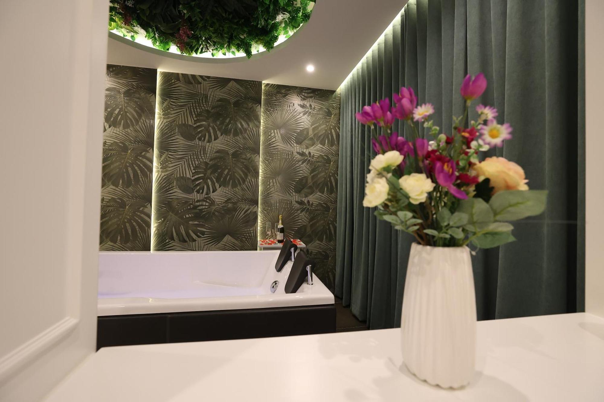 Hotel Elvis Mjull-Bathore Экстерьер фото