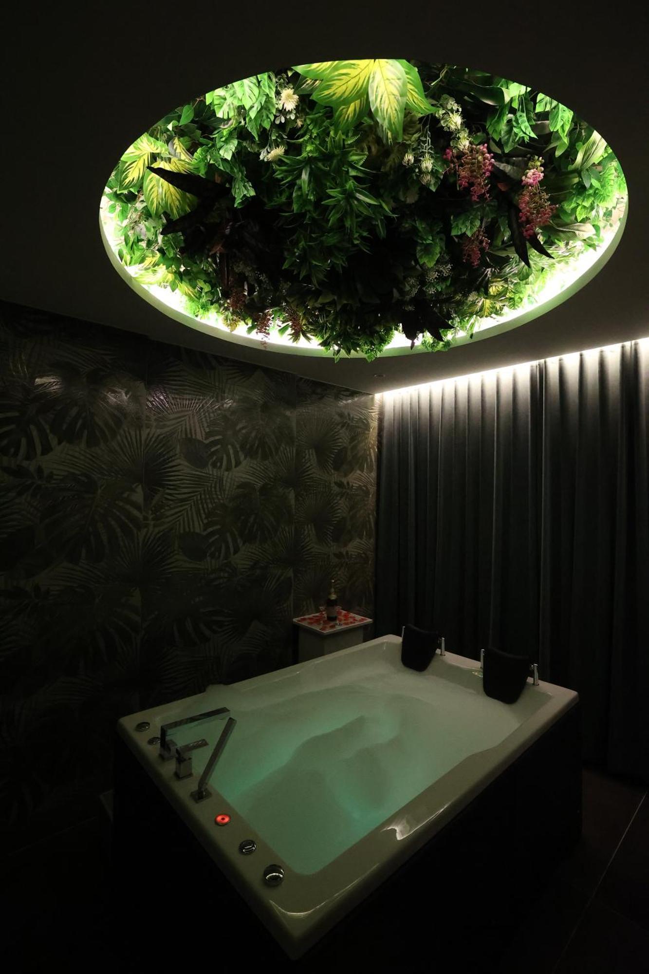 Hotel Elvis Mjull-Bathore Экстерьер фото